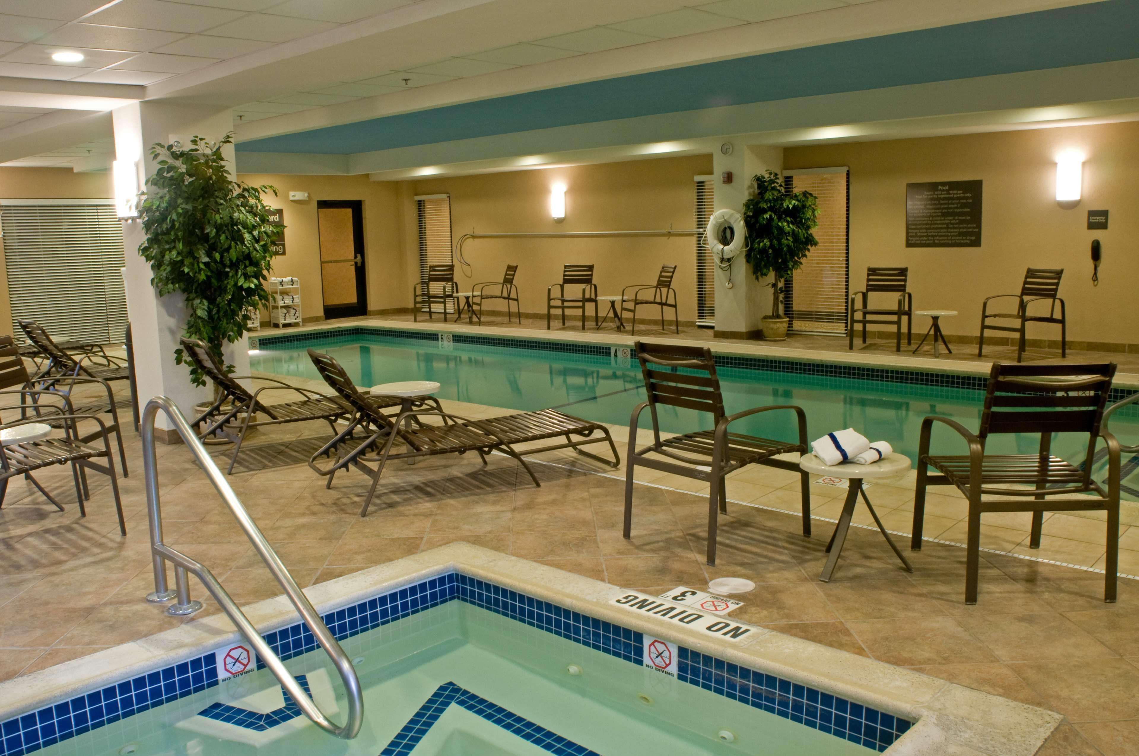 Hampton Inn Raynham-Taunton Extérieur photo