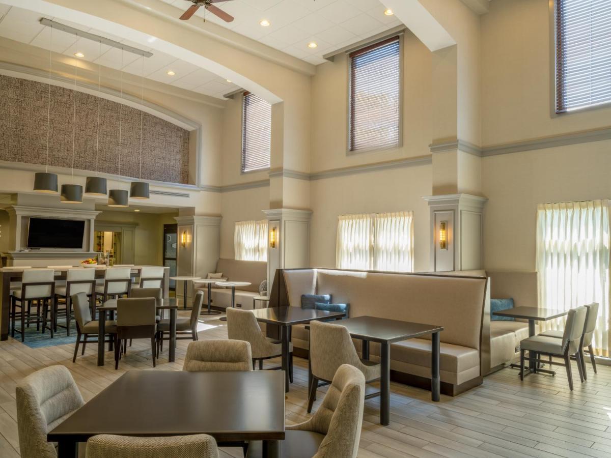 Hampton Inn Raynham-Taunton Extérieur photo