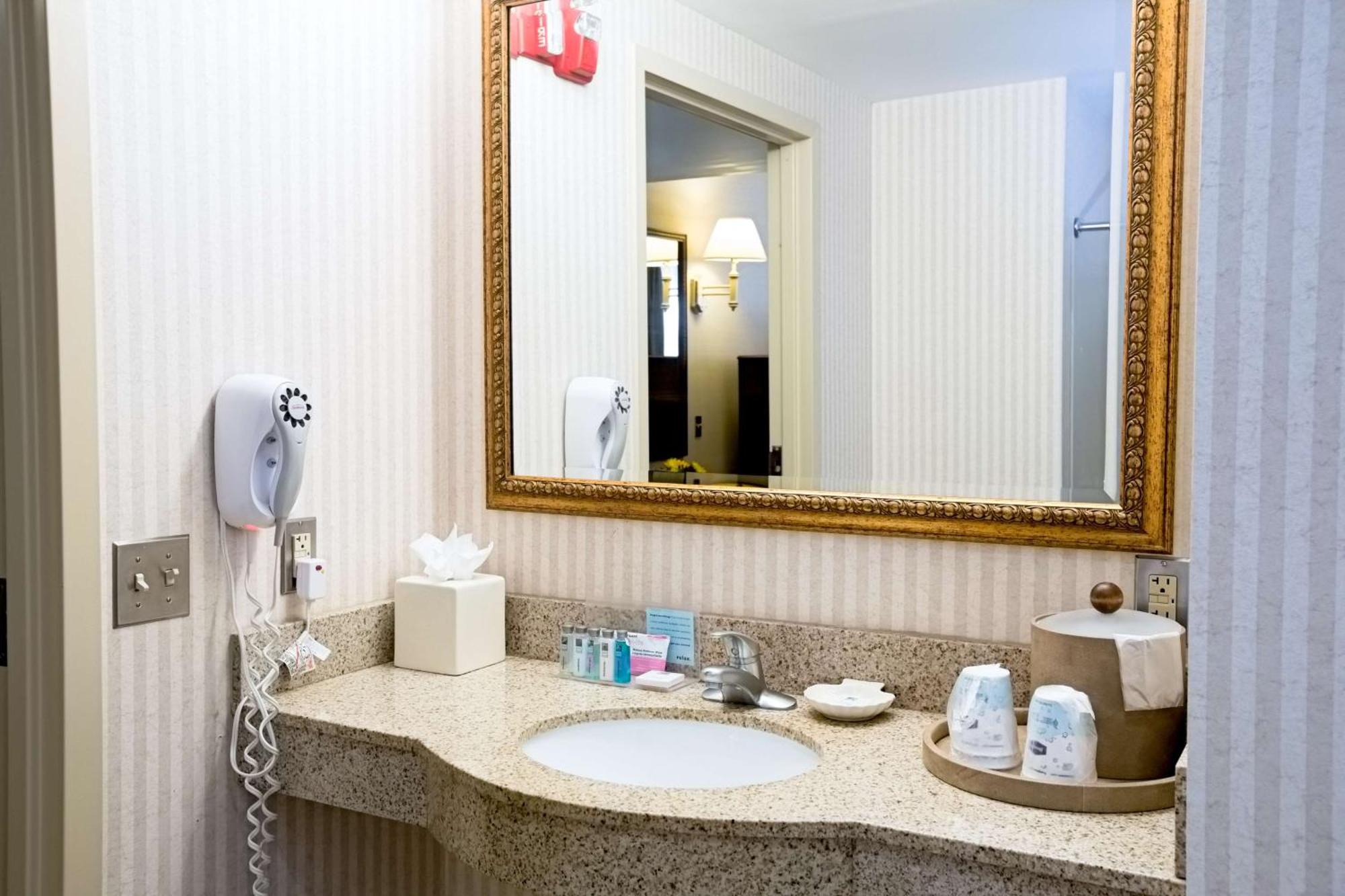 Hampton Inn Raynham-Taunton Extérieur photo