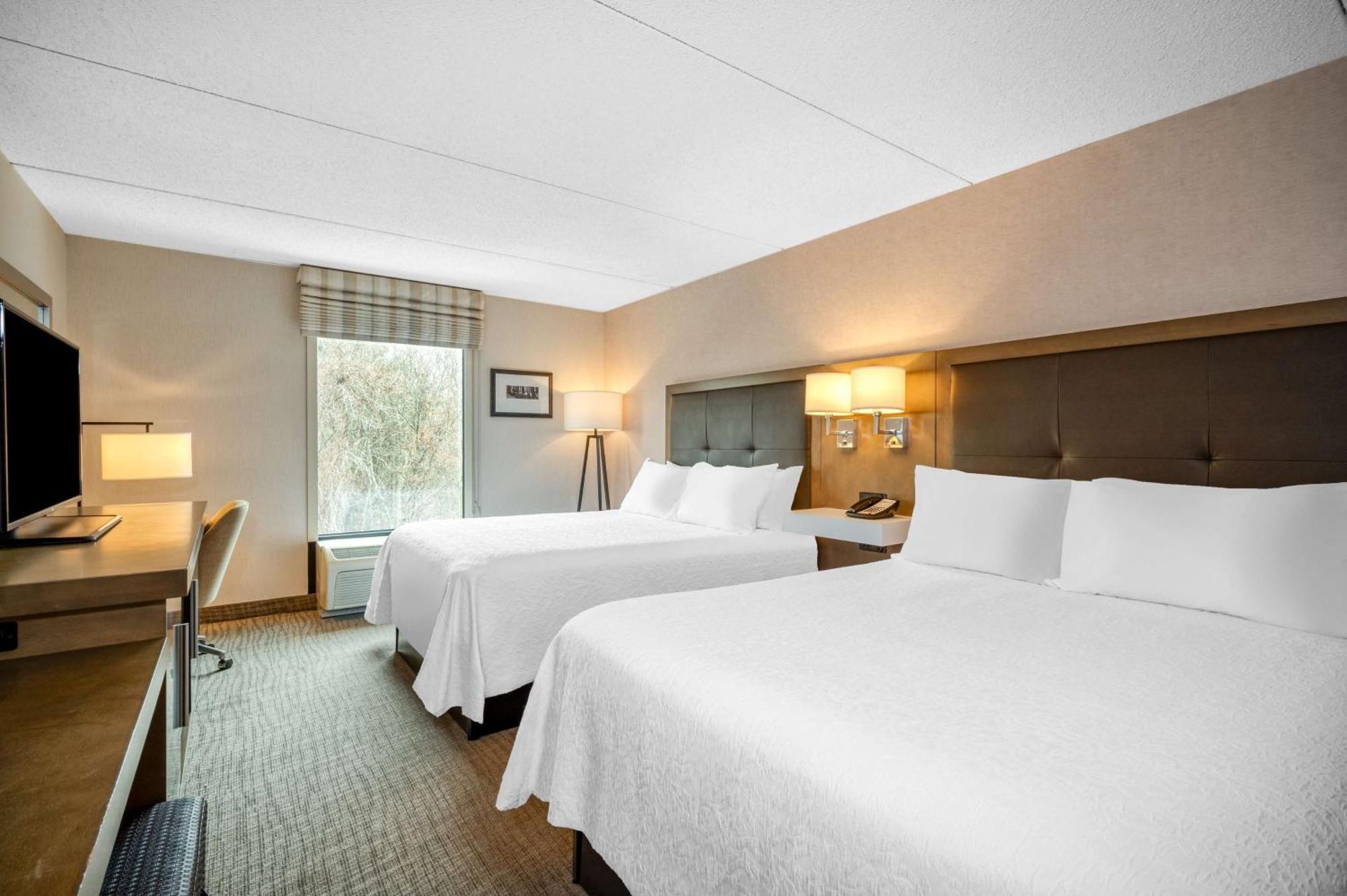 Hampton Inn Raynham-Taunton Extérieur photo