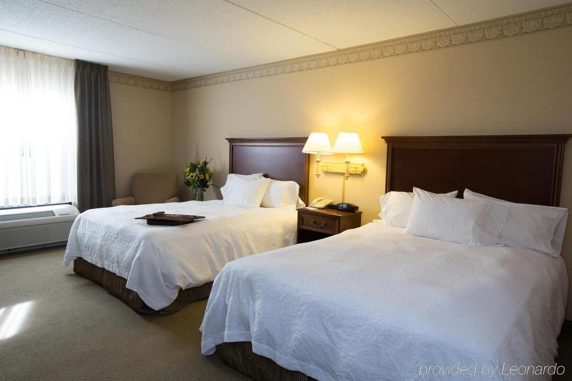 Hampton Inn Raynham-Taunton Extérieur photo