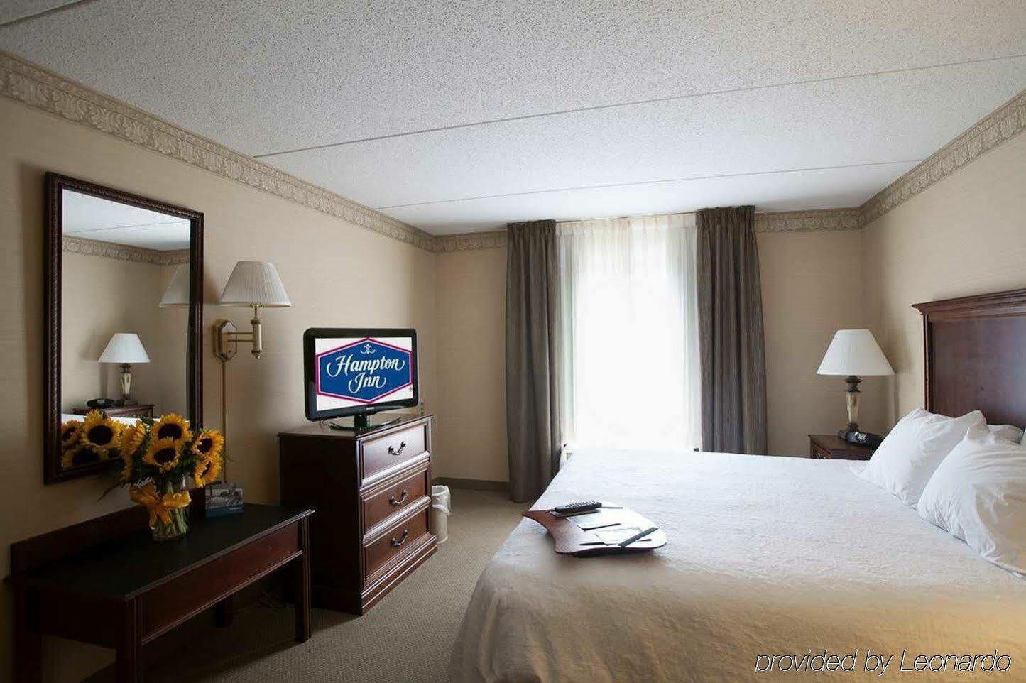 Hampton Inn Raynham-Taunton Extérieur photo